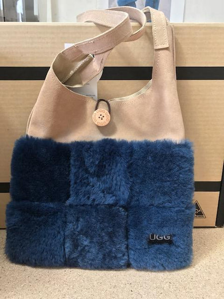 NAVY / SAND UGG HAND BAG