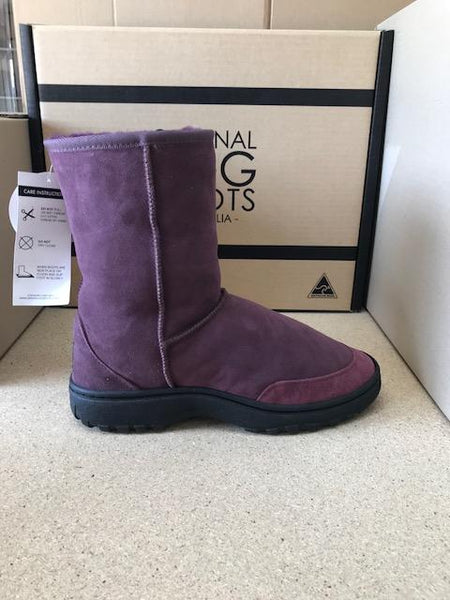 RAISIN SHORT RUGGED UGG BOOTS