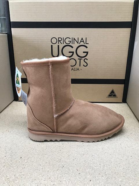 CHESTNUT SHORT UGG BOOTS