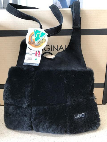 BLACK UGG HAND BAG