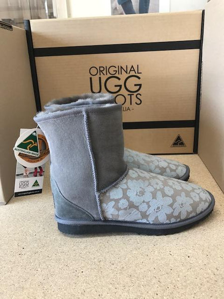 GREY FLOWER SHORT UGG BOOTS
