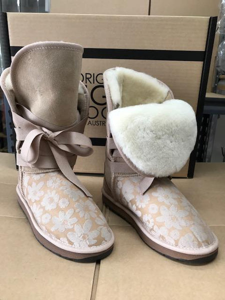 Sand Flower Texas UGG Short Boots