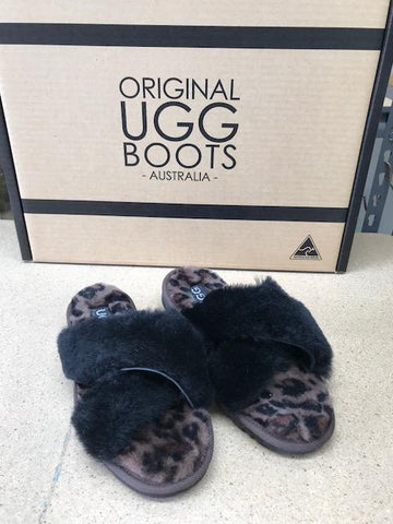 BLACK LEOPARD CROSS SLIDDERS