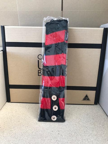 BLACK / RED UGG FOOTY SOCKS
