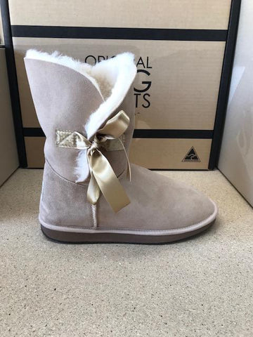 SAND BETTY BOW UGG BOOTS