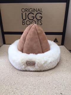 CHESTNUT UGG HAT